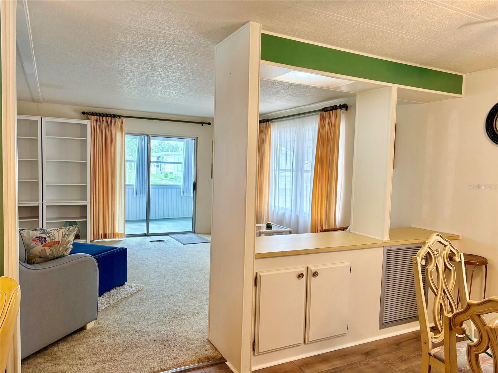 LAUREL ESTATES - Residential