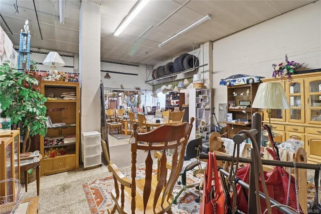 CHIEFLAND - Commercial Sale