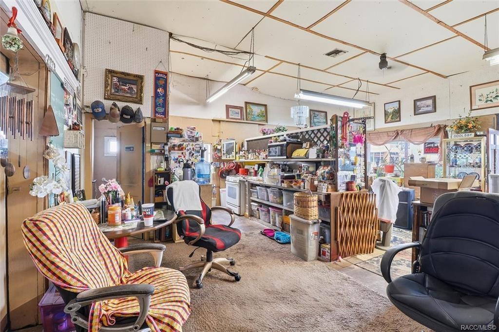 CHIEFLAND - Commercial Sale