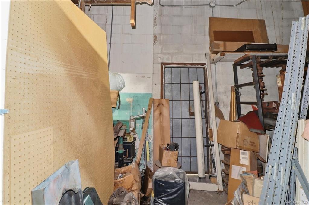 CHIEFLAND - Commercial Sale