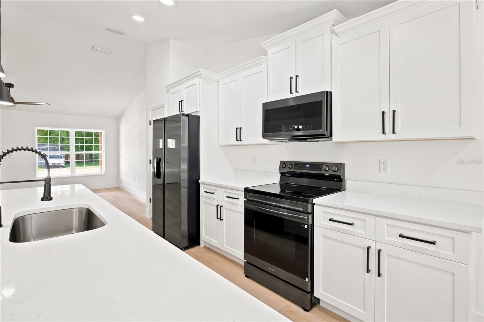 BELLEVIEW HEIGHTS ESTATE - Residential