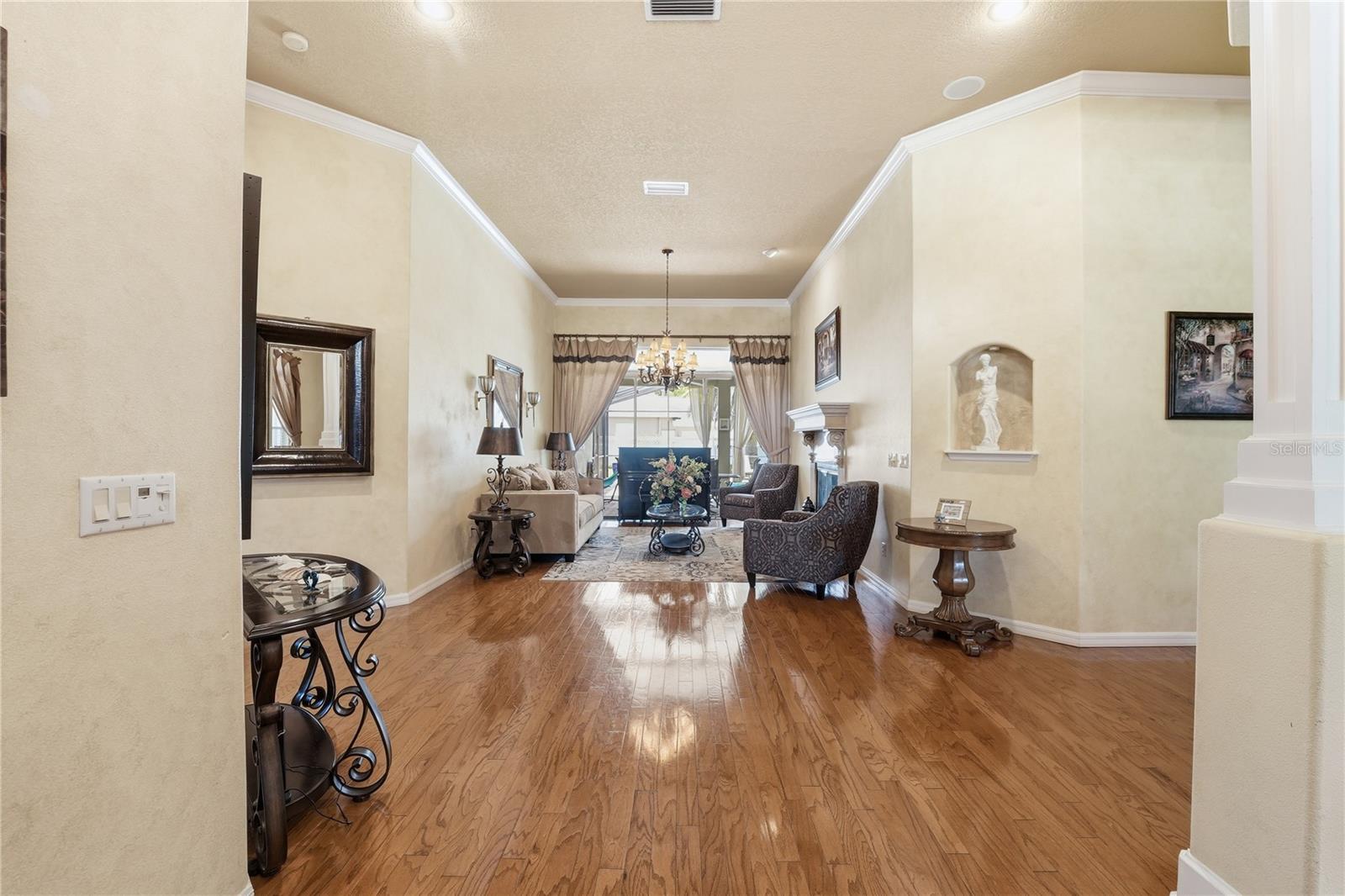 RIVERSBEND - Residential