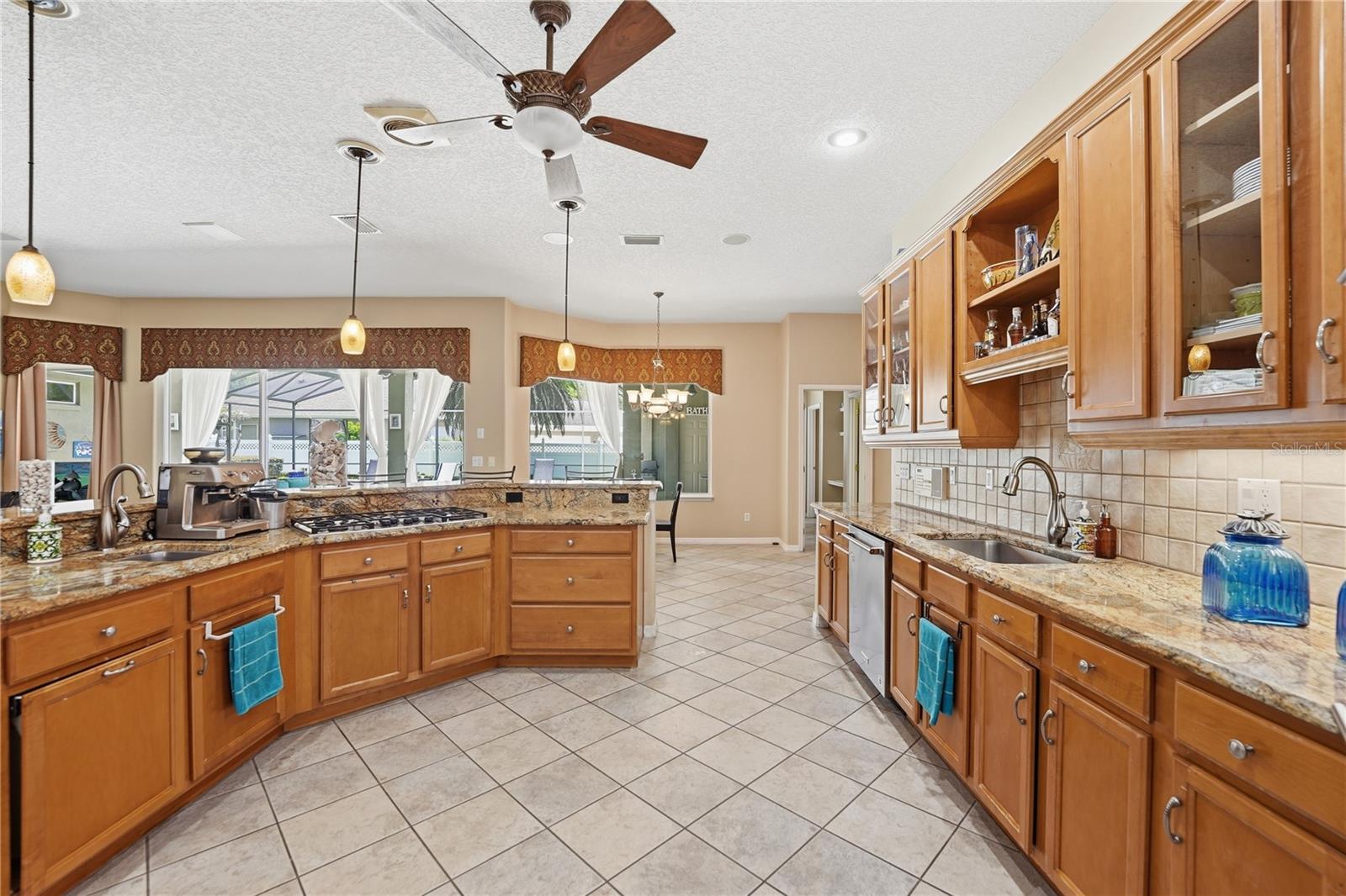 RIVERSBEND - Residential