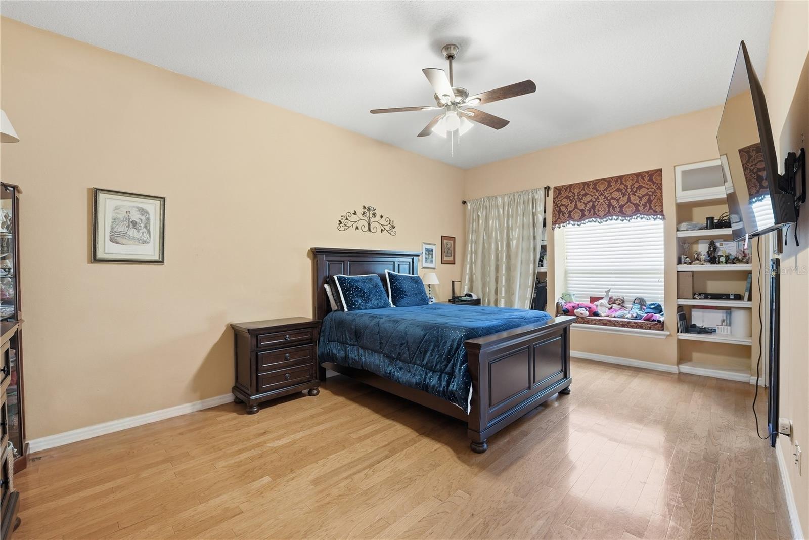 RIVERSBEND - Residential