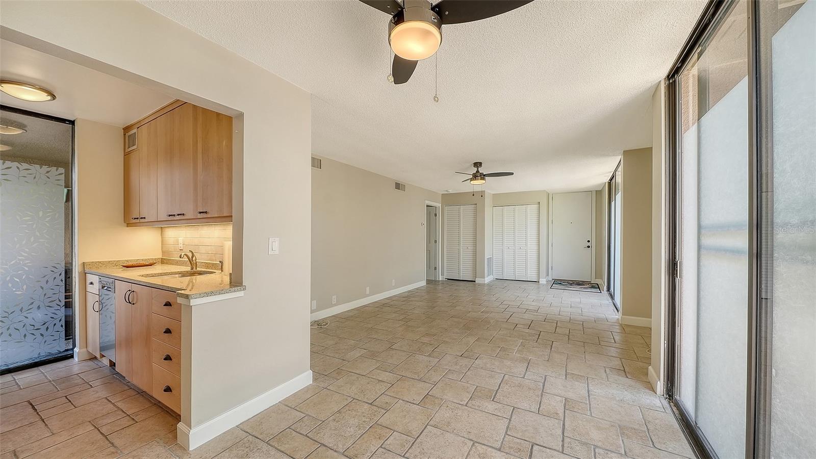 SANDY COVE III - Residential