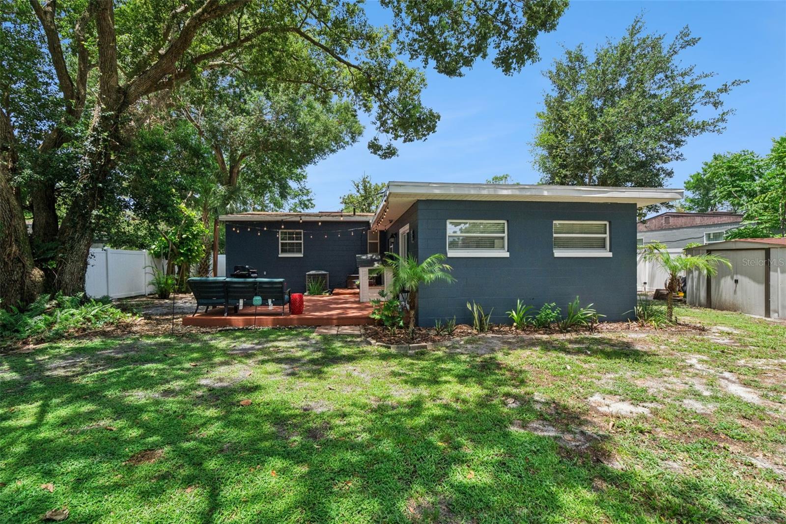 MONTEREY - Residential