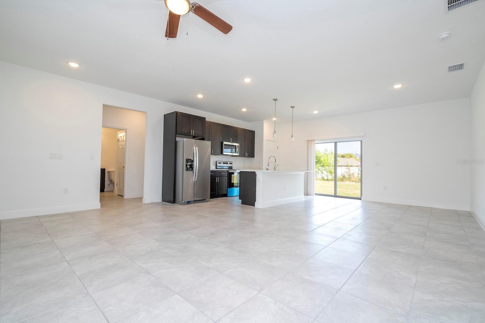 MARION OAKS UN 03 - Residential