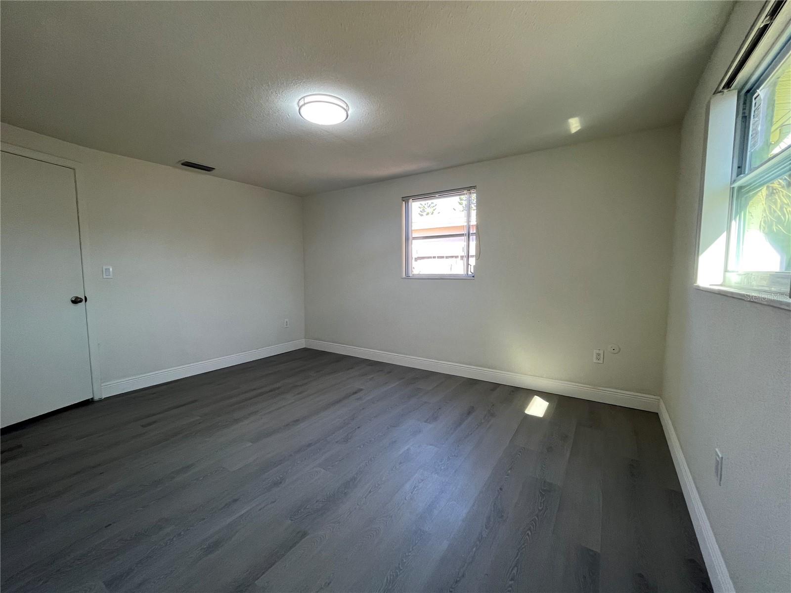 BEACON SQUARE - Residential