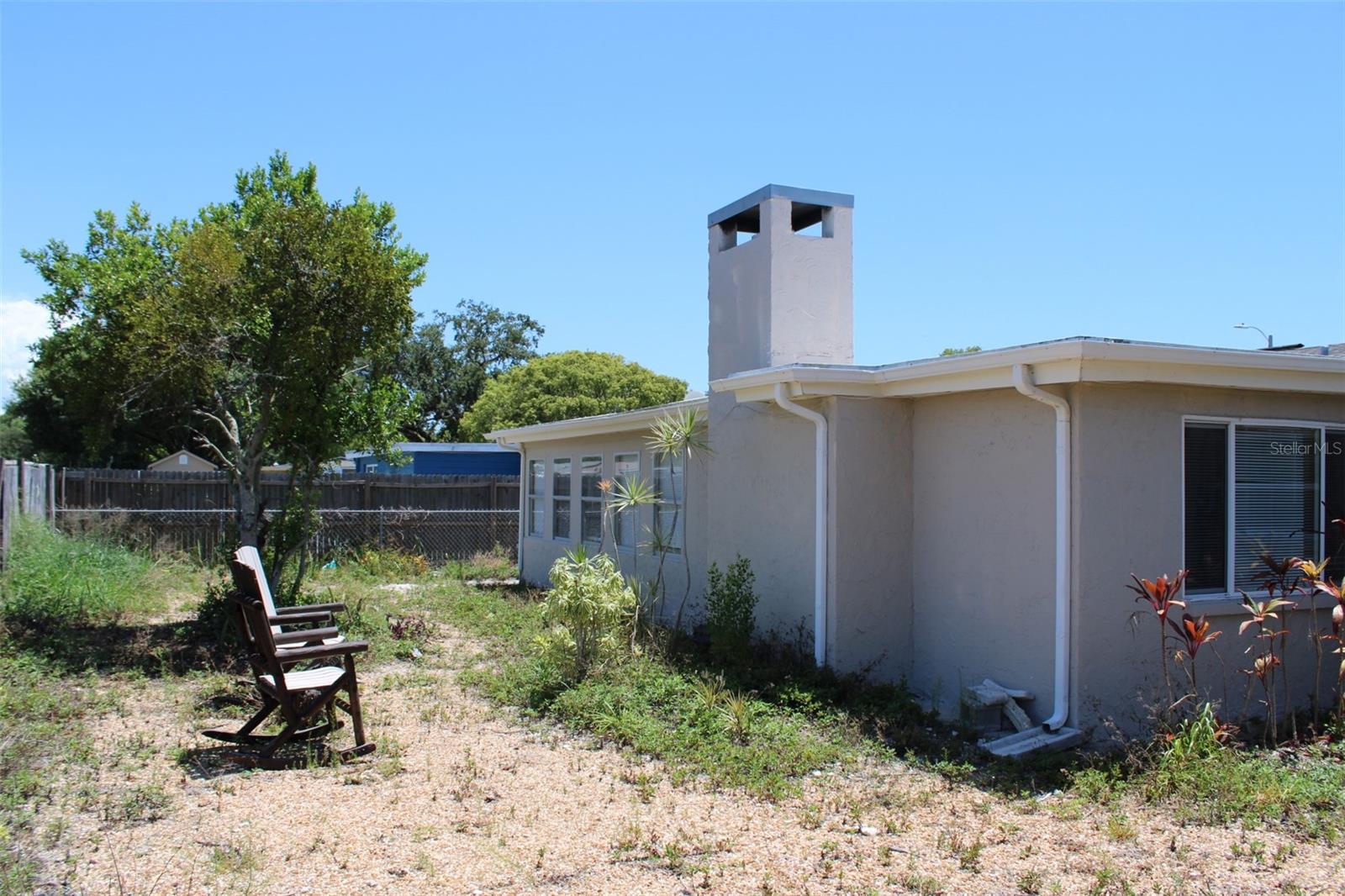 BEACON SQUARE - Residential