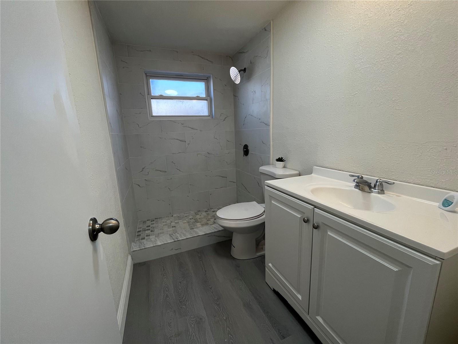 BEACON SQUARE - Residential