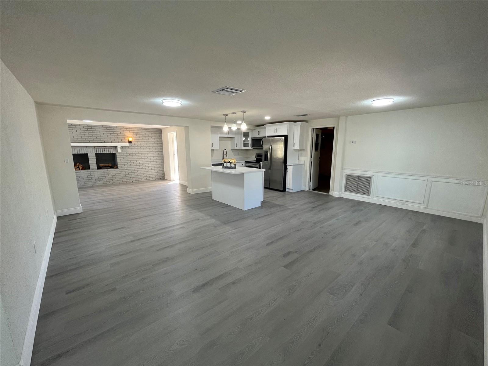 BEACON SQUARE - Residential