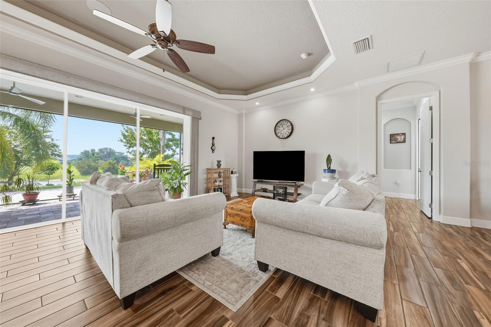 LAKES OF MOUNT DORA - Residential