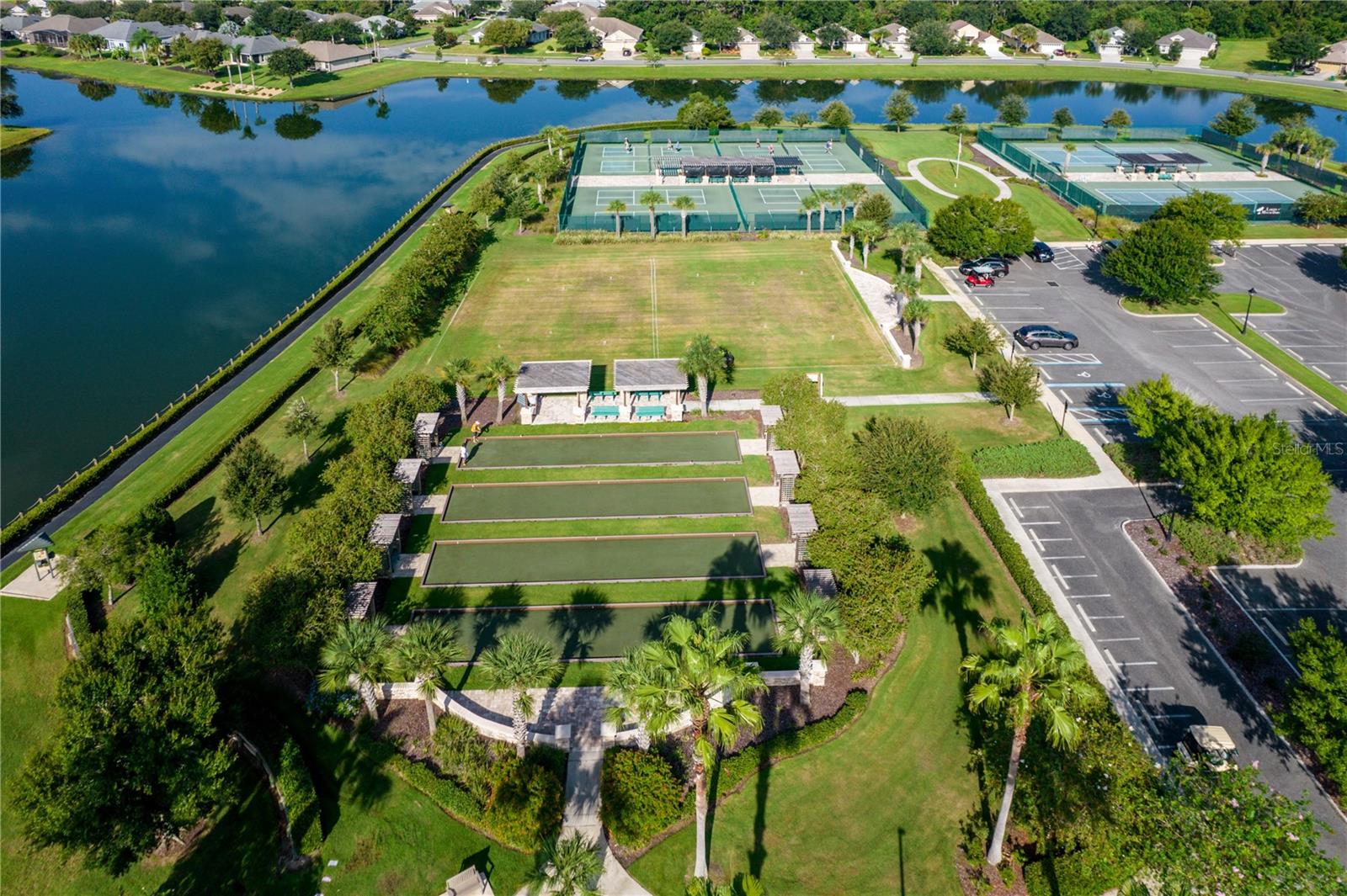 LAKES OF MOUNT DORA - Residential