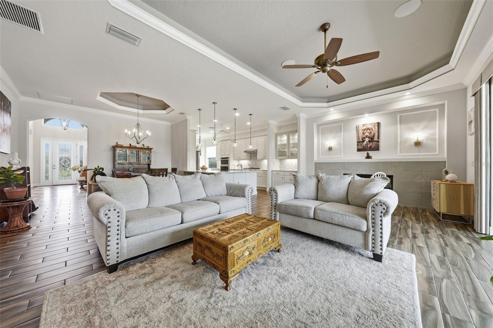 LAKES OF MOUNT DORA - Residential