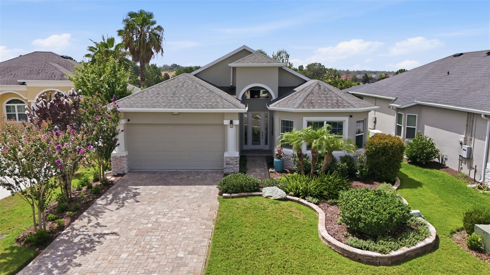 LAKES OF MOUNT DORA - Residential