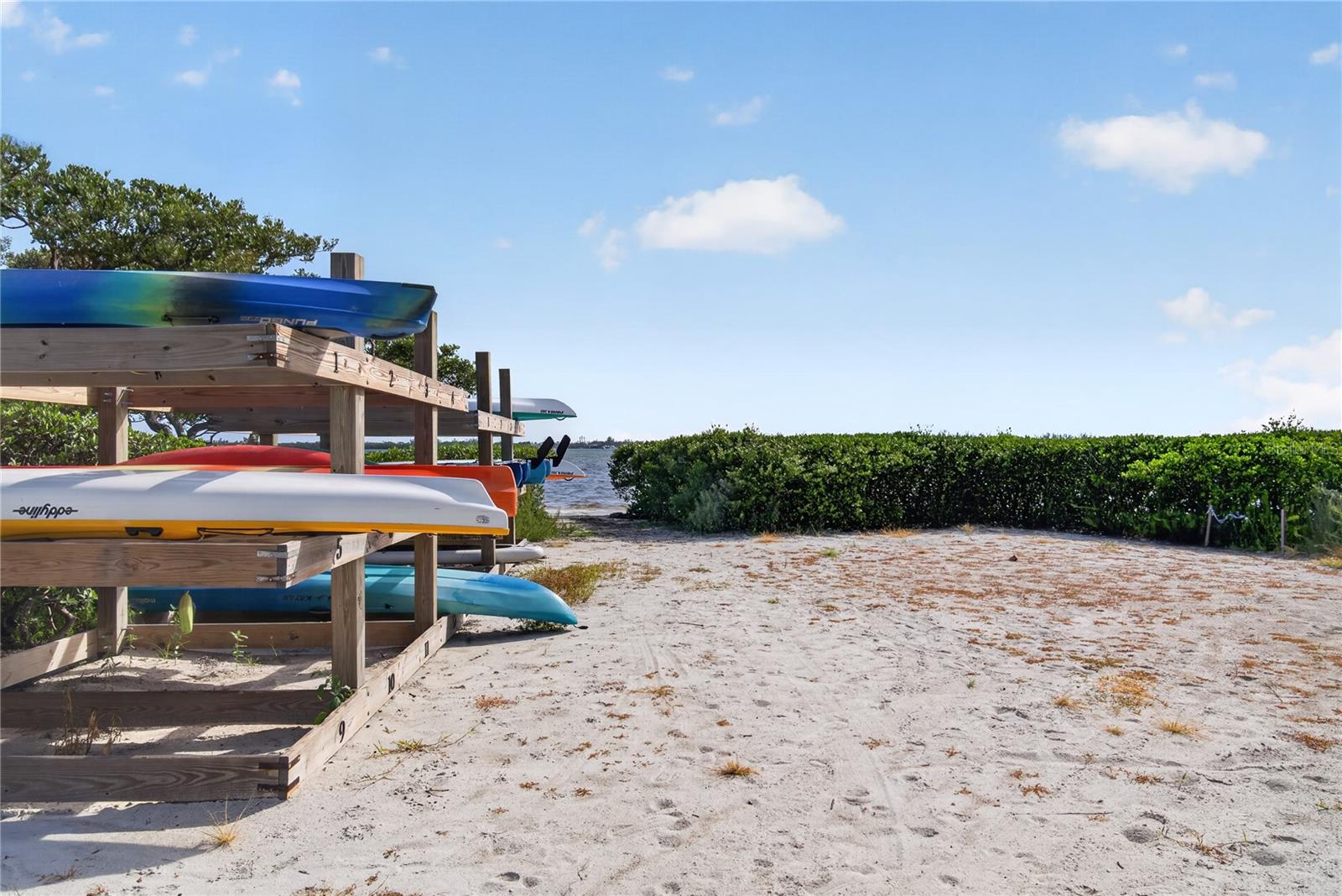 TIDY ISLAND PH II - Residential