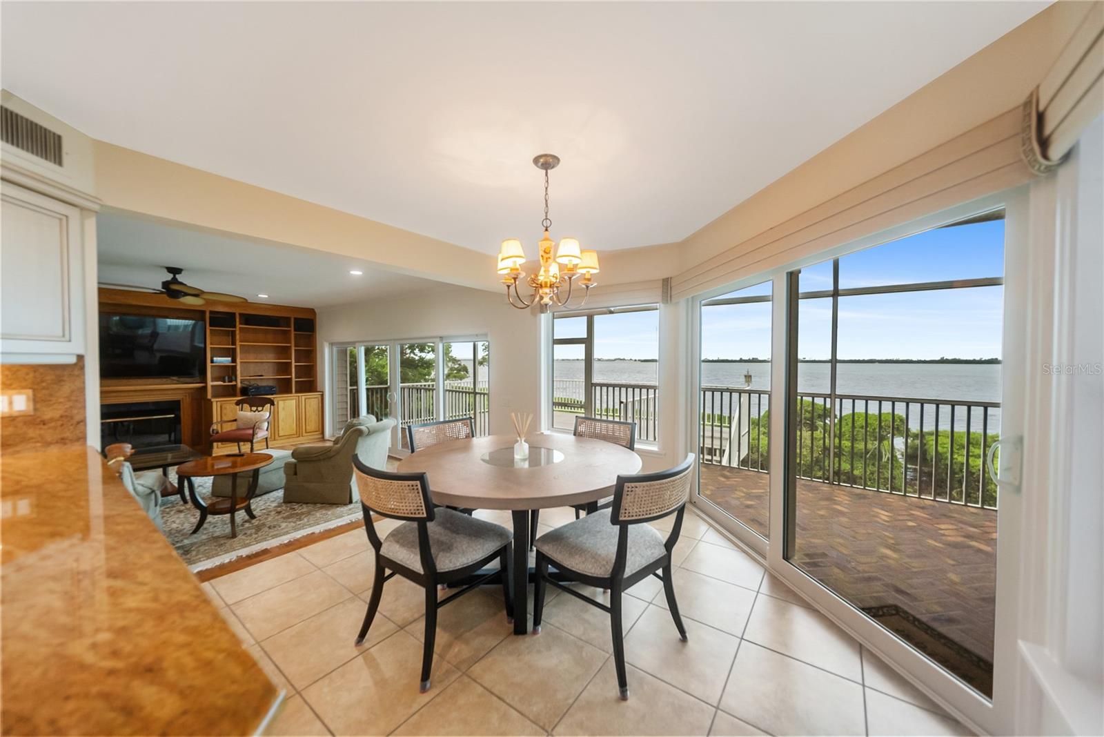 TIDY ISLAND PH II - Residential
