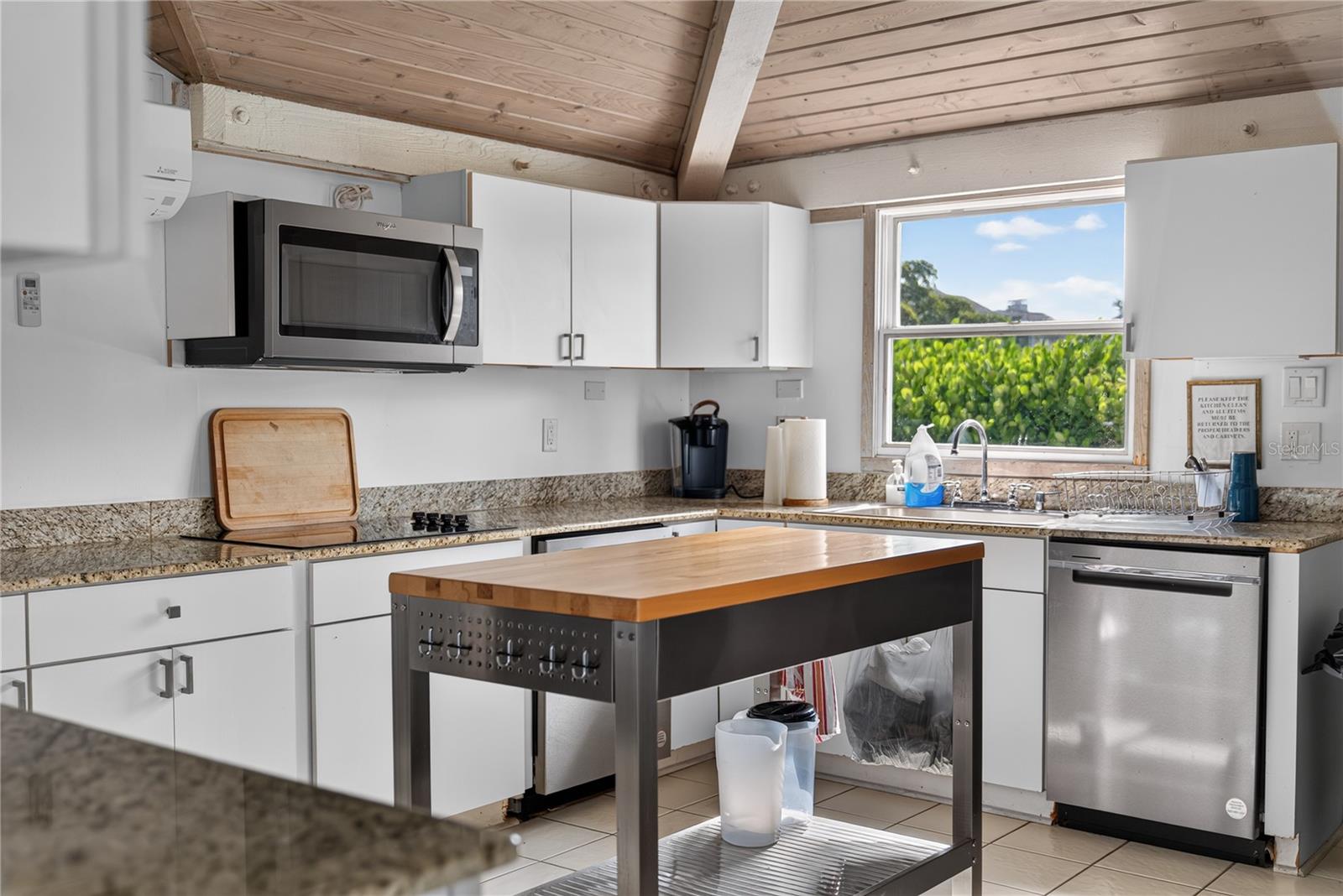 TIDY ISLAND PH II - Residential
