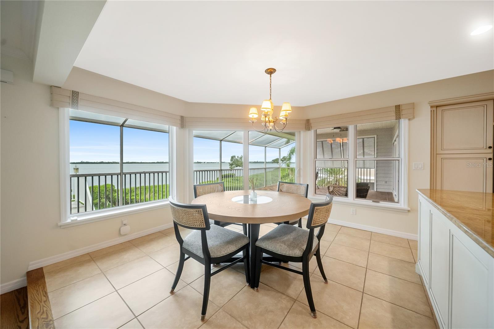 TIDY ISLAND PH II - Residential