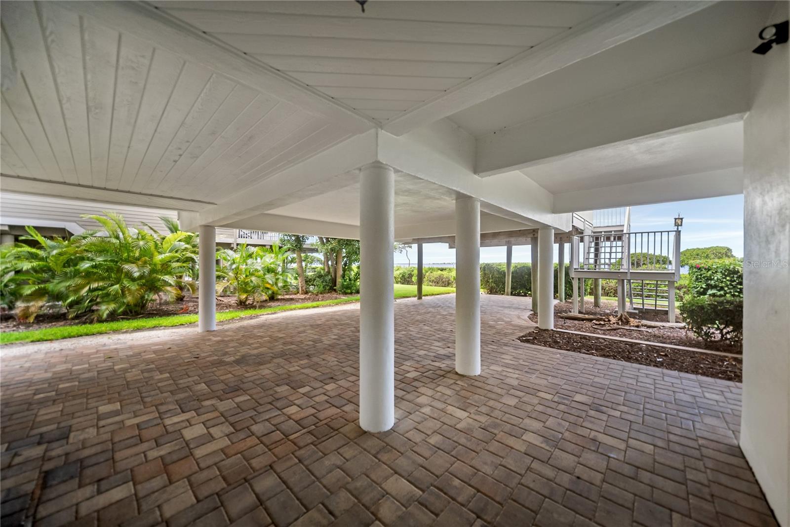 TIDY ISLAND PH II - Residential