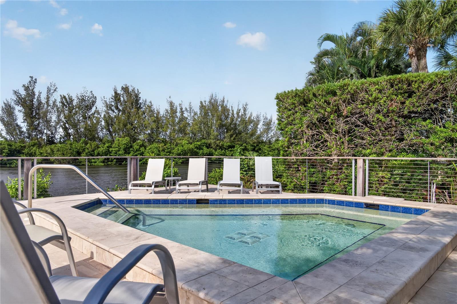 TIDY ISLAND PH II - Residential