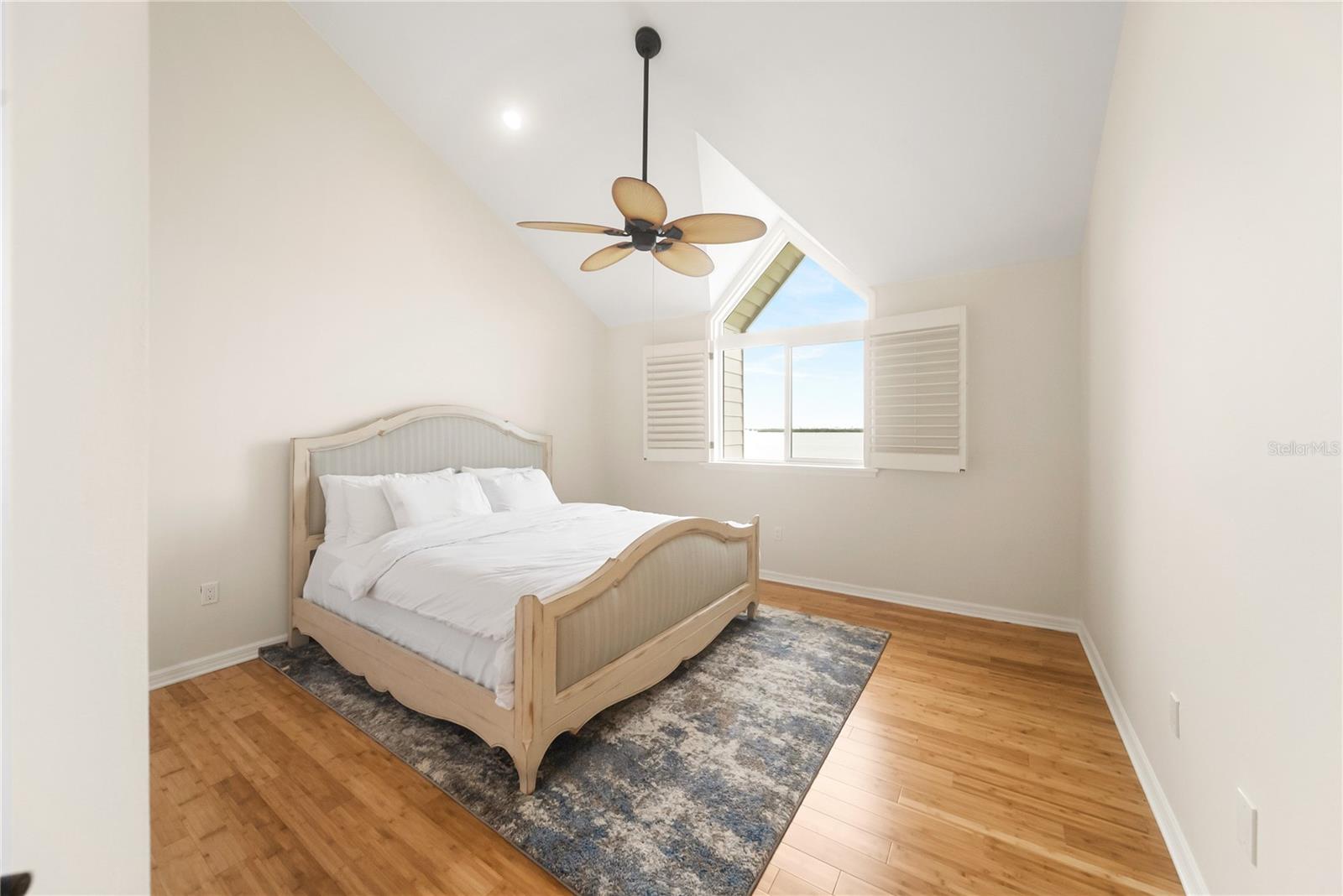 TIDY ISLAND PH II - Residential