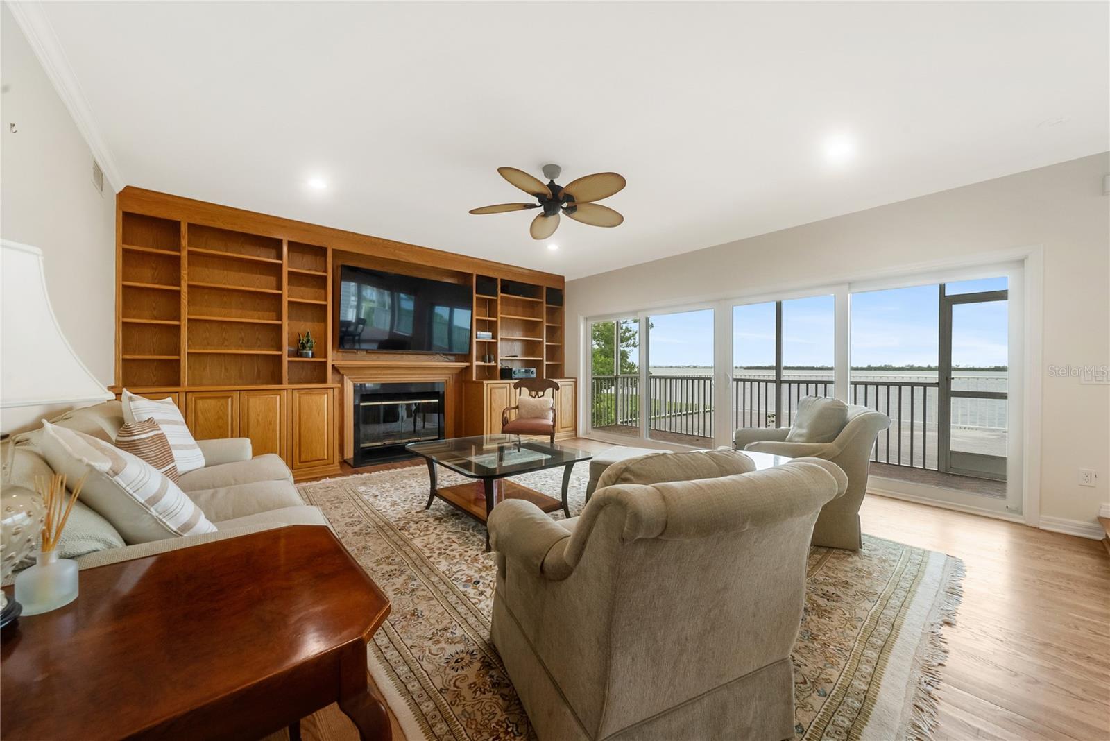 TIDY ISLAND PH II - Residential