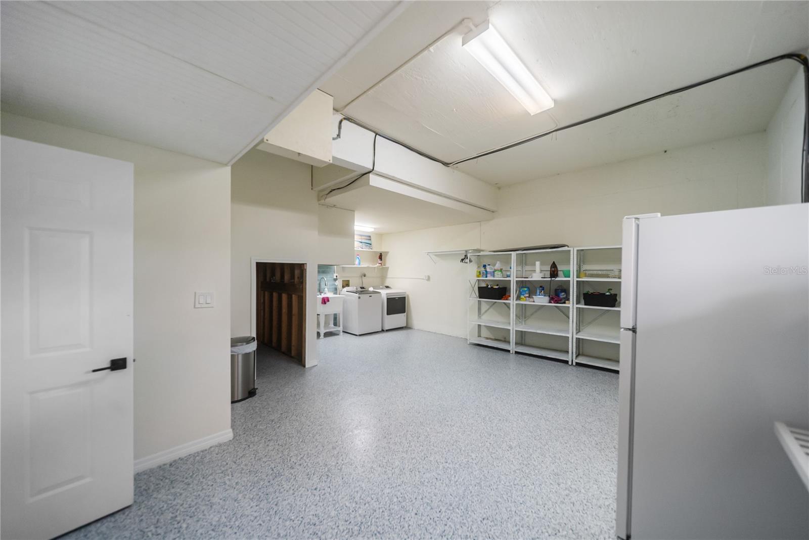 TIDY ISLAND PH II - Residential