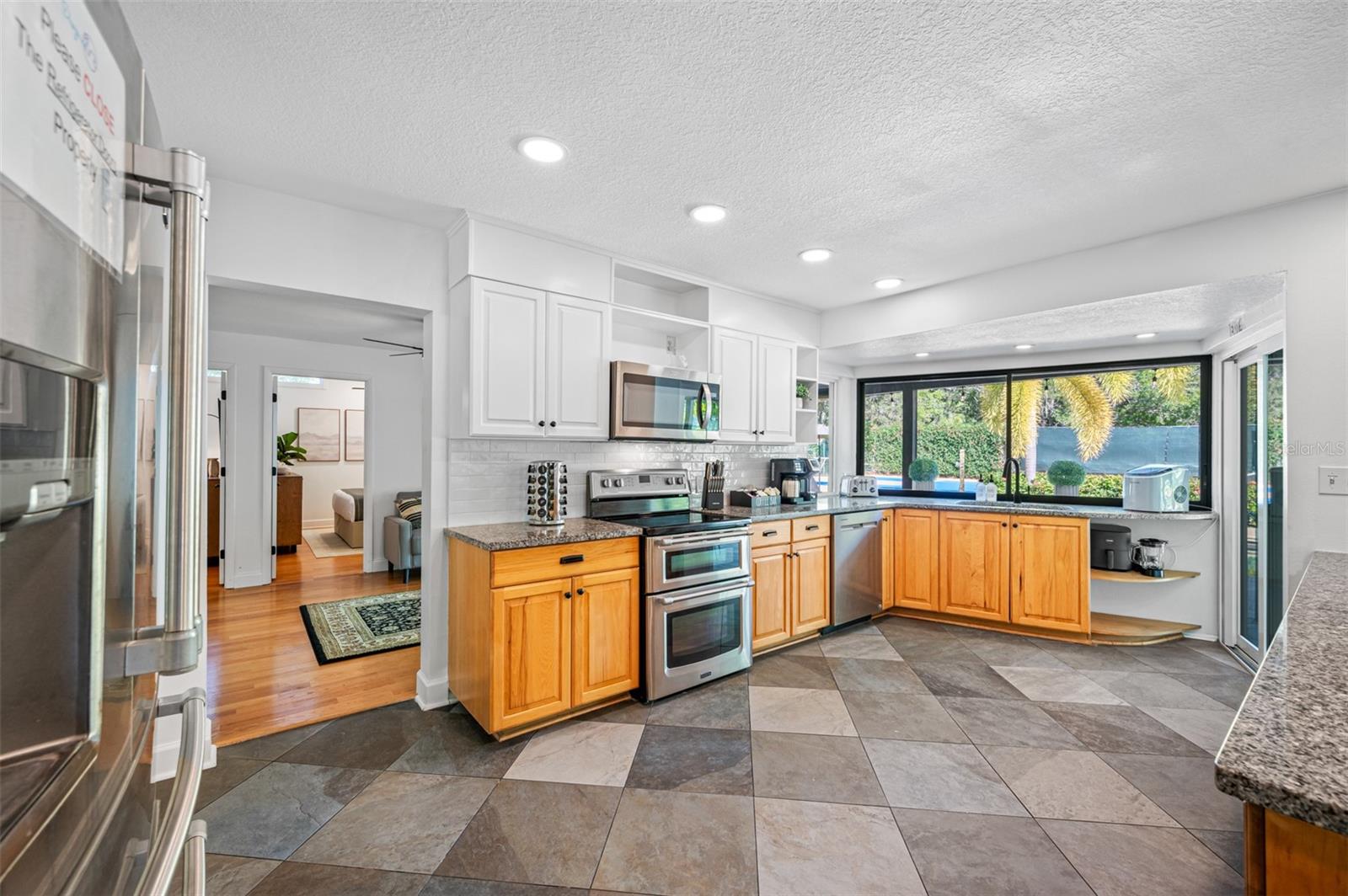 PINELLAS GROVES - Residential