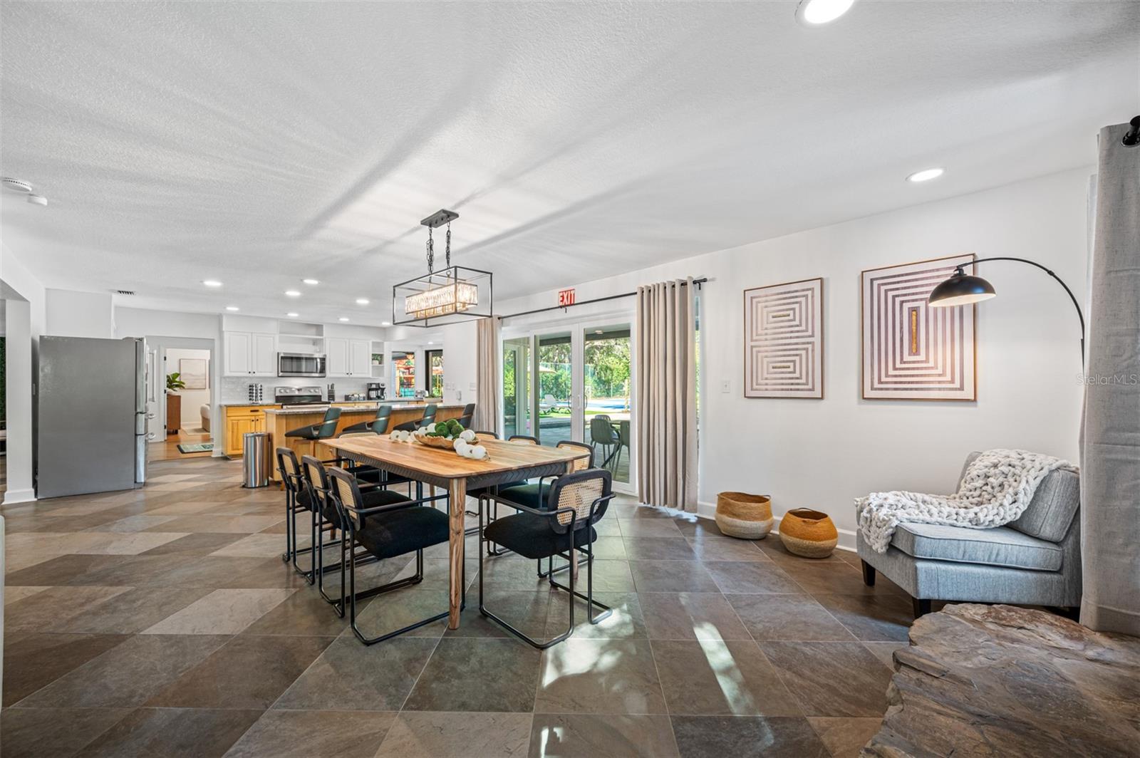 PINELLAS GROVES - Residential