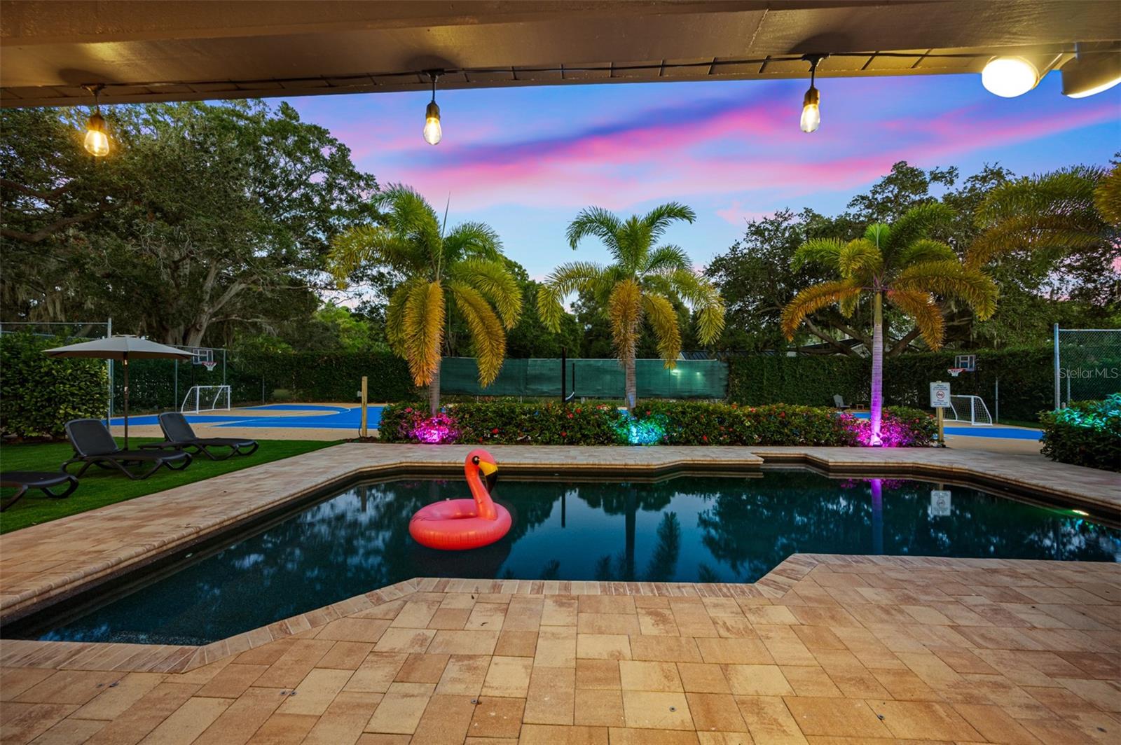 PINELLAS GROVES - Residential