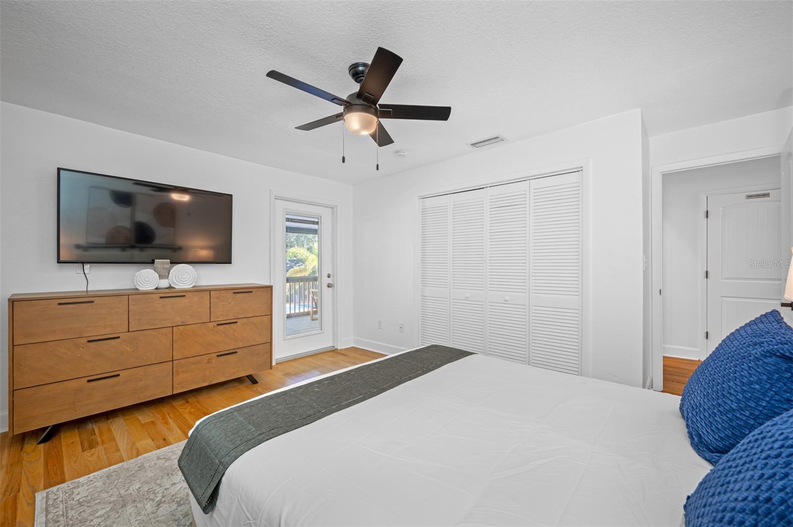 PINELLAS GROVES - Residential