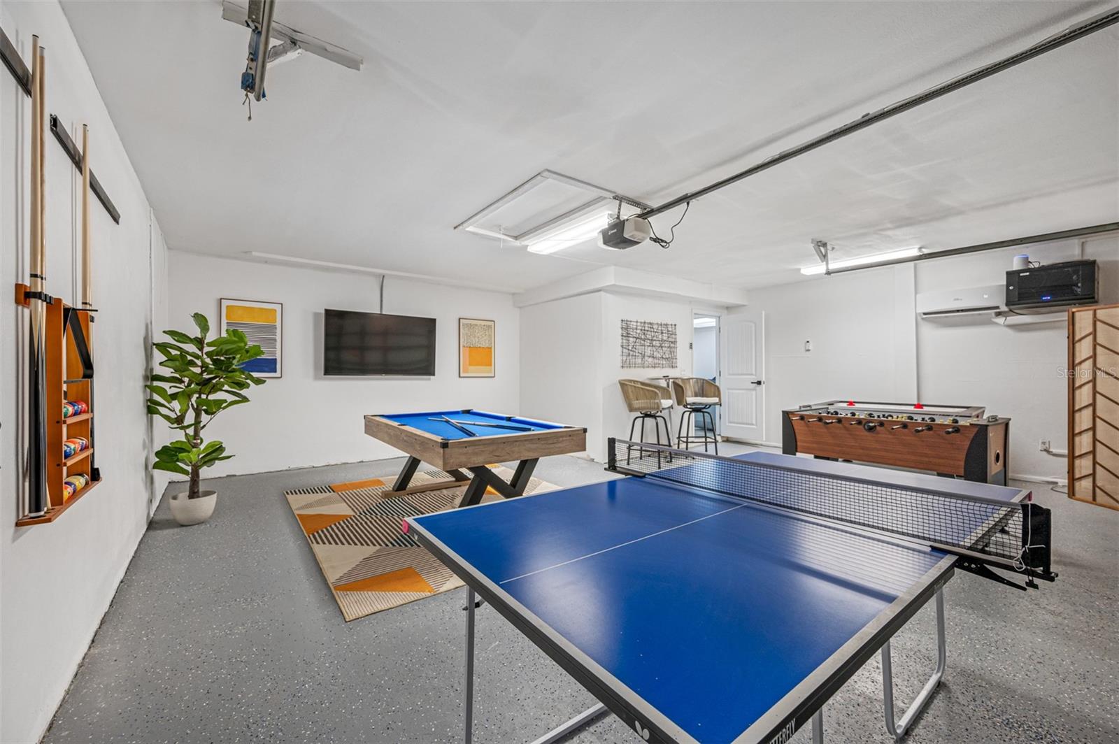 PINELLAS GROVES - Residential