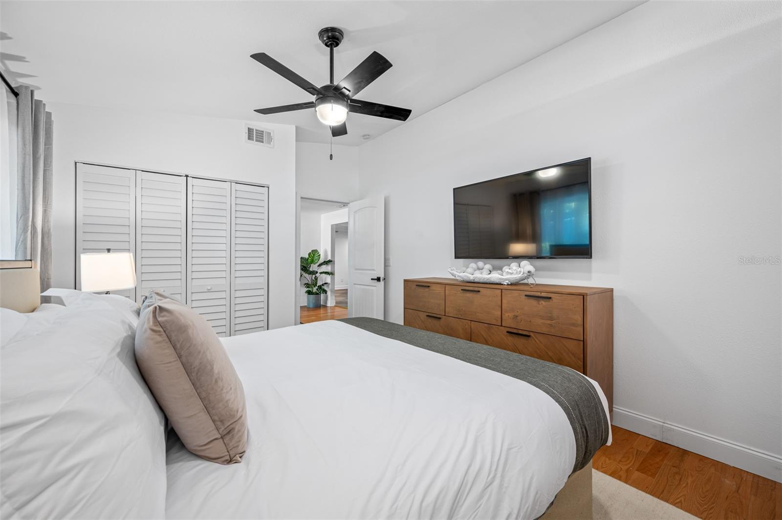 PINELLAS GROVES - Residential