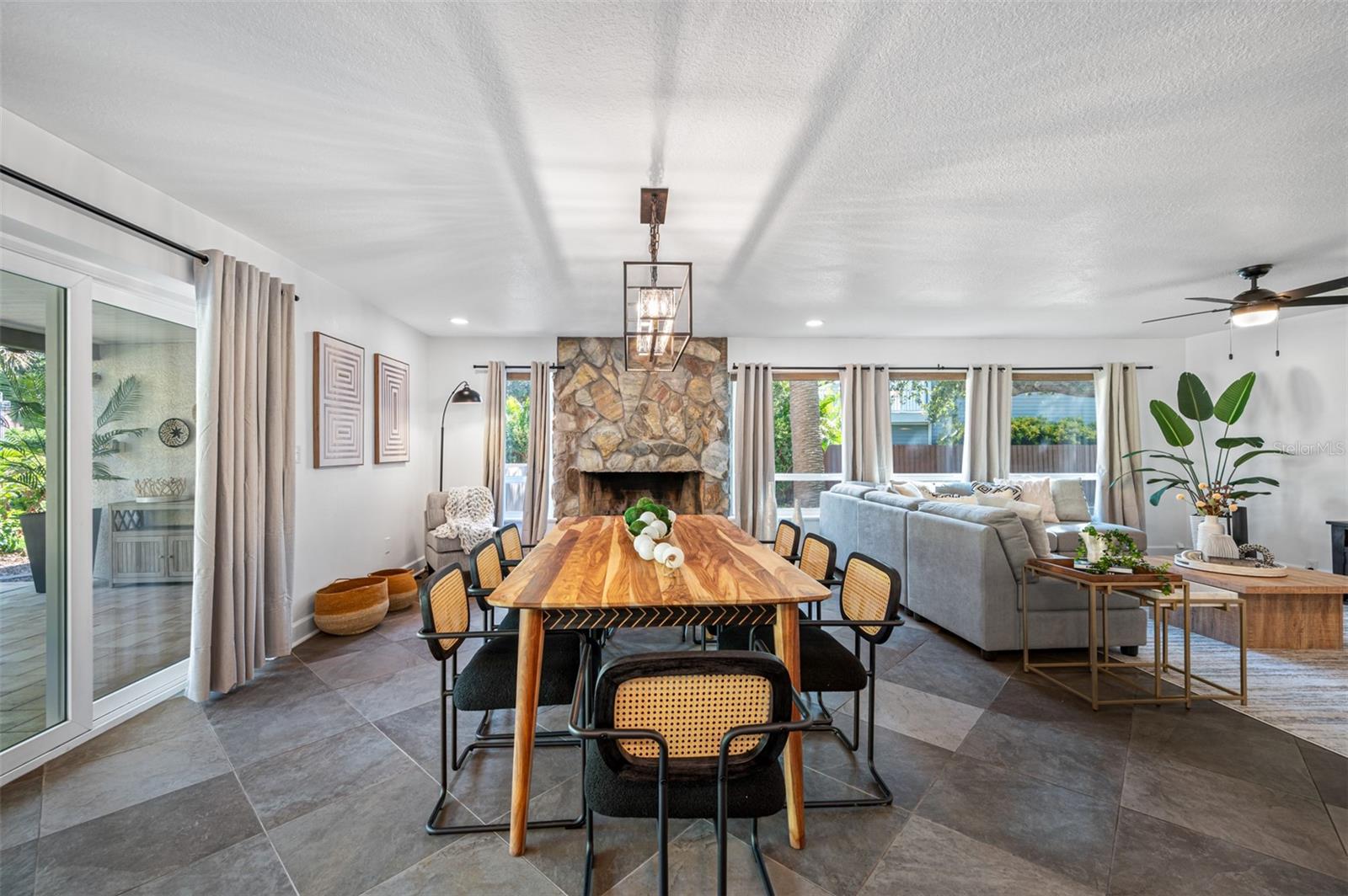 PINELLAS GROVES - Residential