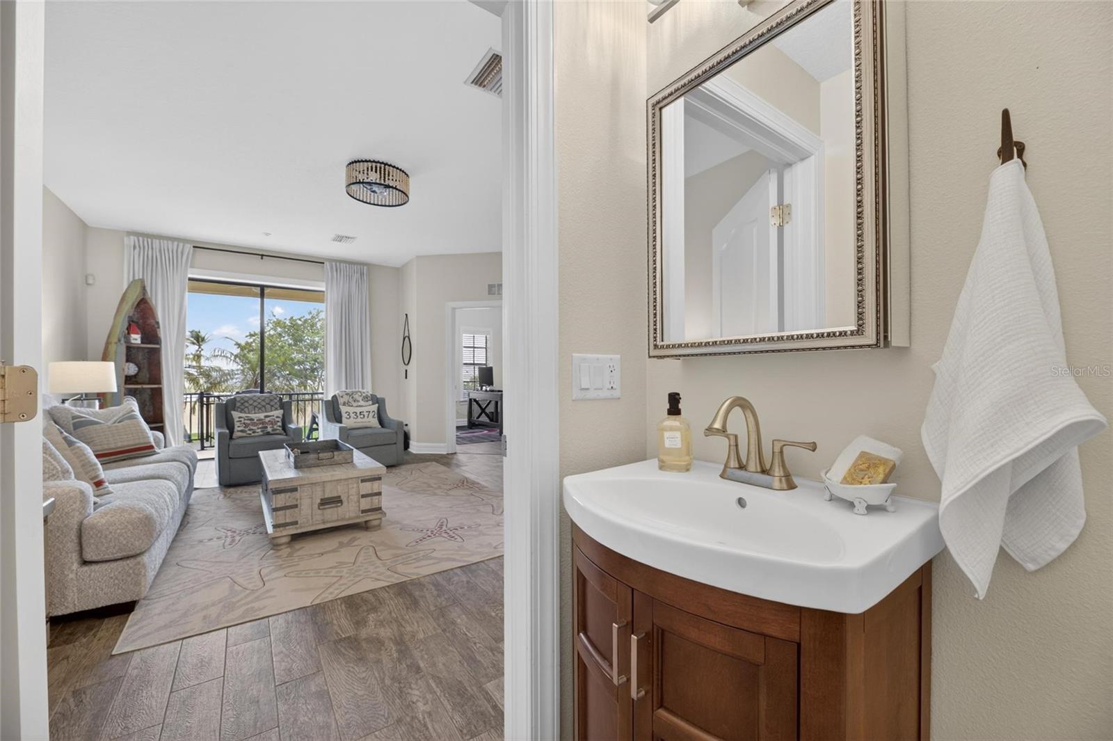 BRISA DEL MAR TWNHMS - Residential