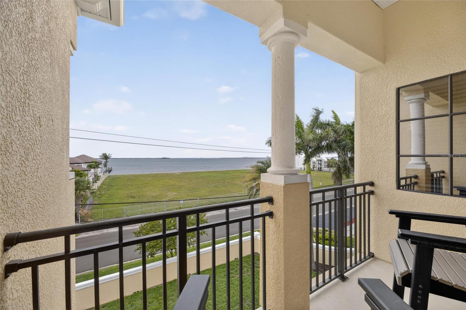 BRISA DEL MAR TWNHMS - Residential