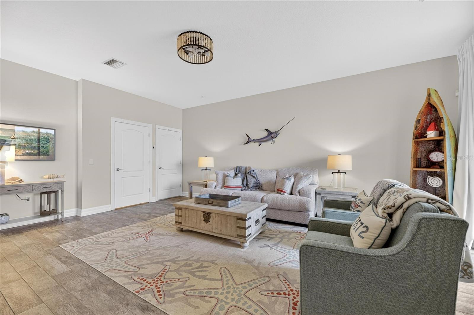 BRISA DEL MAR TWNHMS - Residential