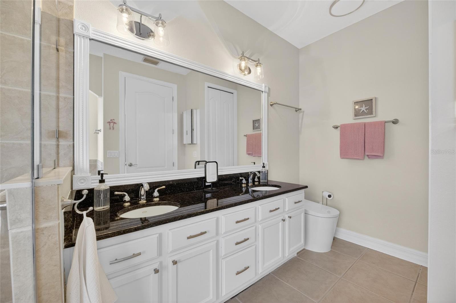 BRISA DEL MAR TWNHMS - Residential