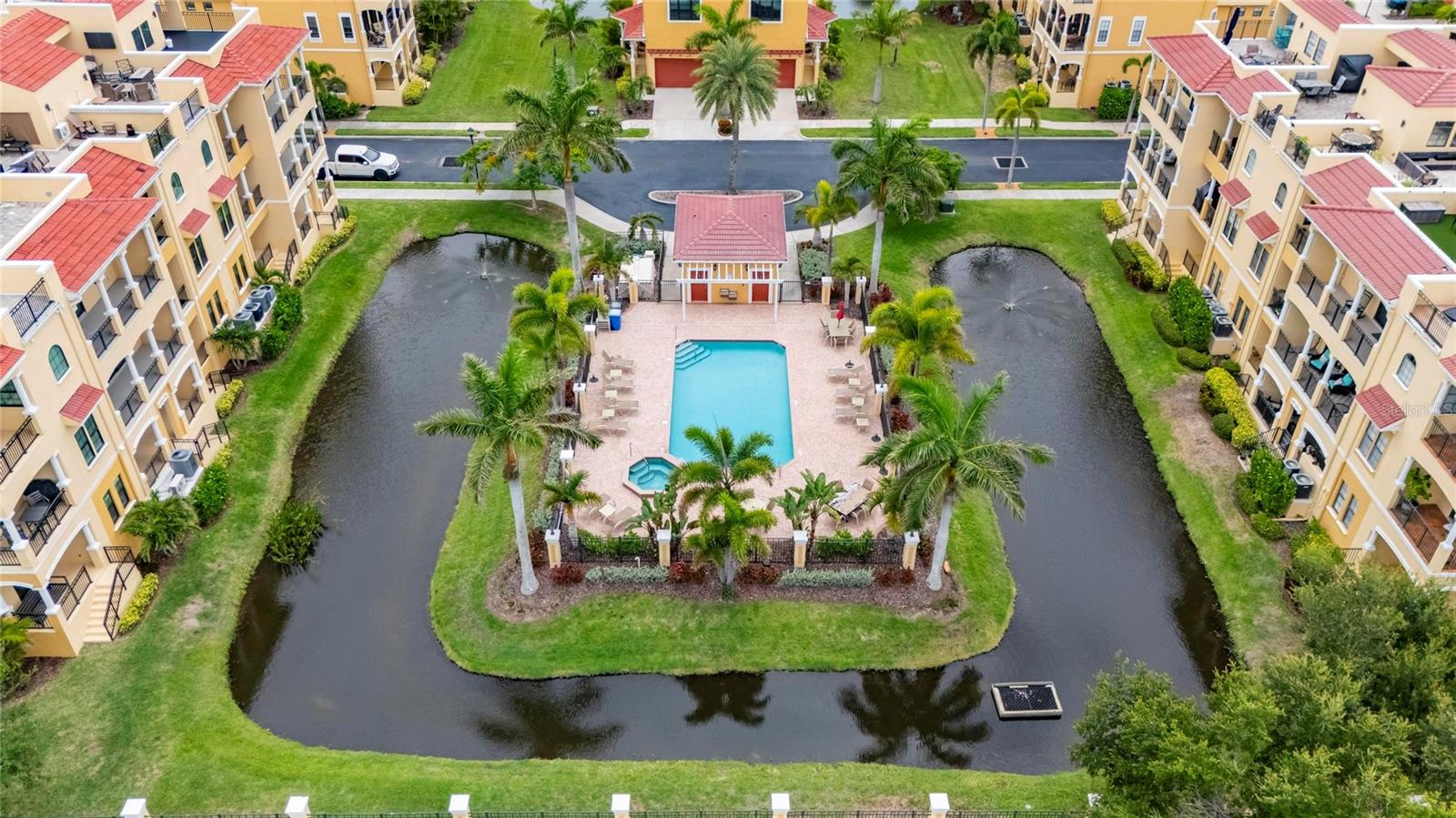 BRISA DEL MAR TWNHMS - Residential