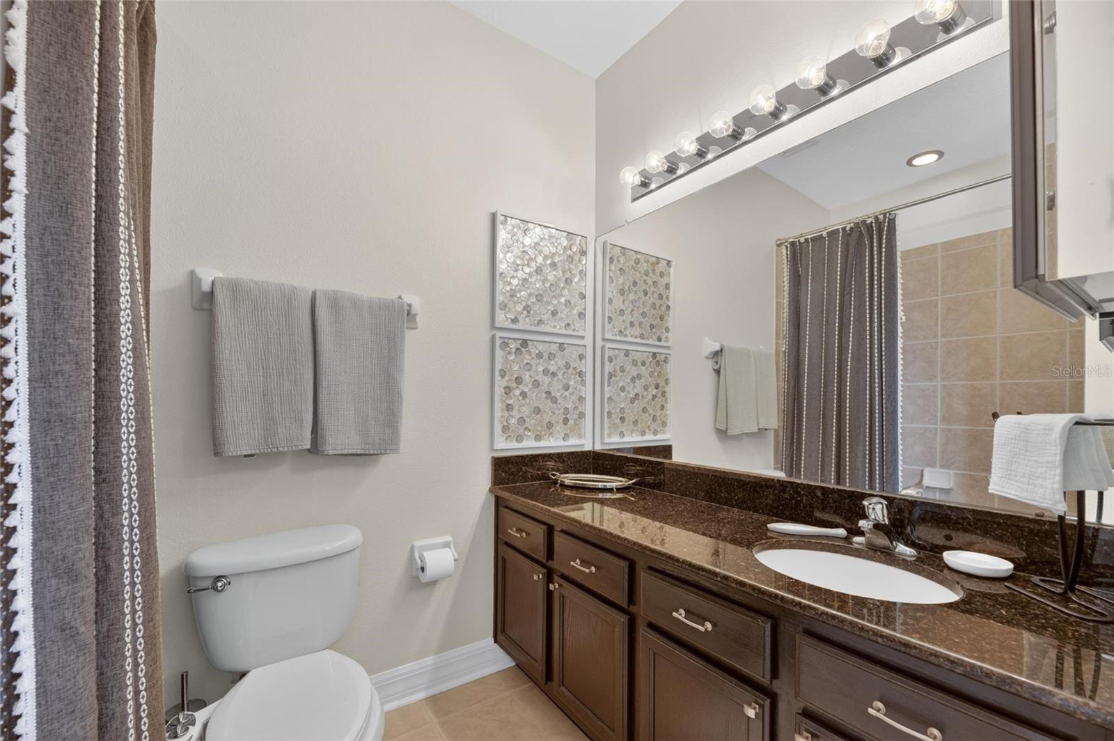 BRISA DEL MAR TWNHMS - Residential