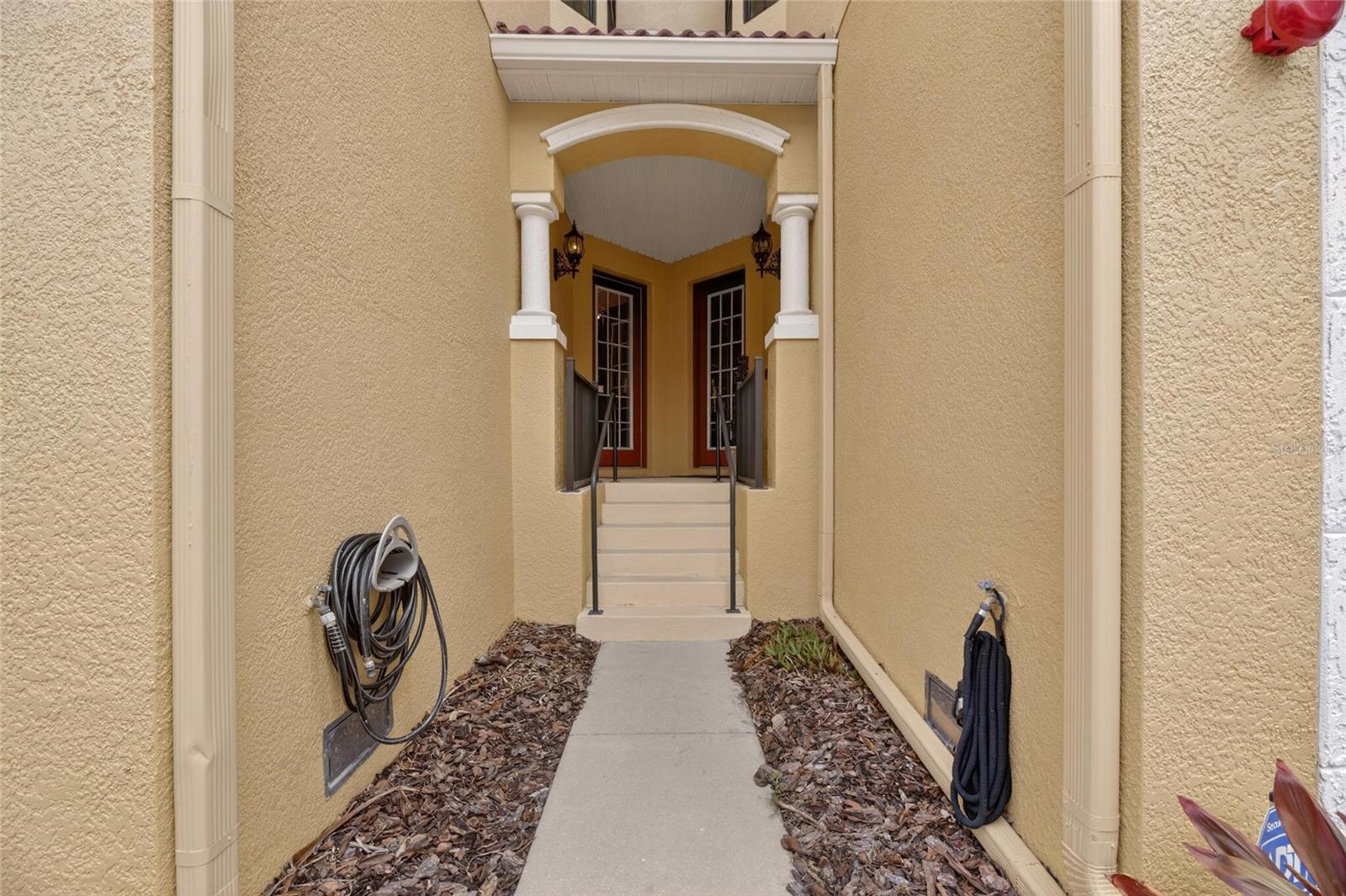 BRISA DEL MAR TWNHMS - Residential