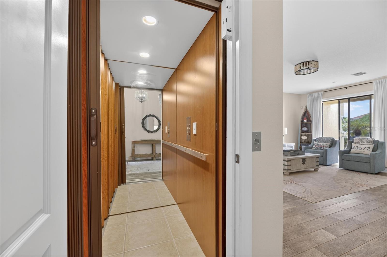 BRISA DEL MAR TWNHMS - Residential
