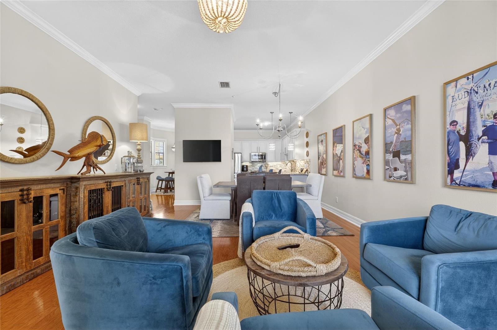 BRISA DEL MAR TWNHMS - Residential
