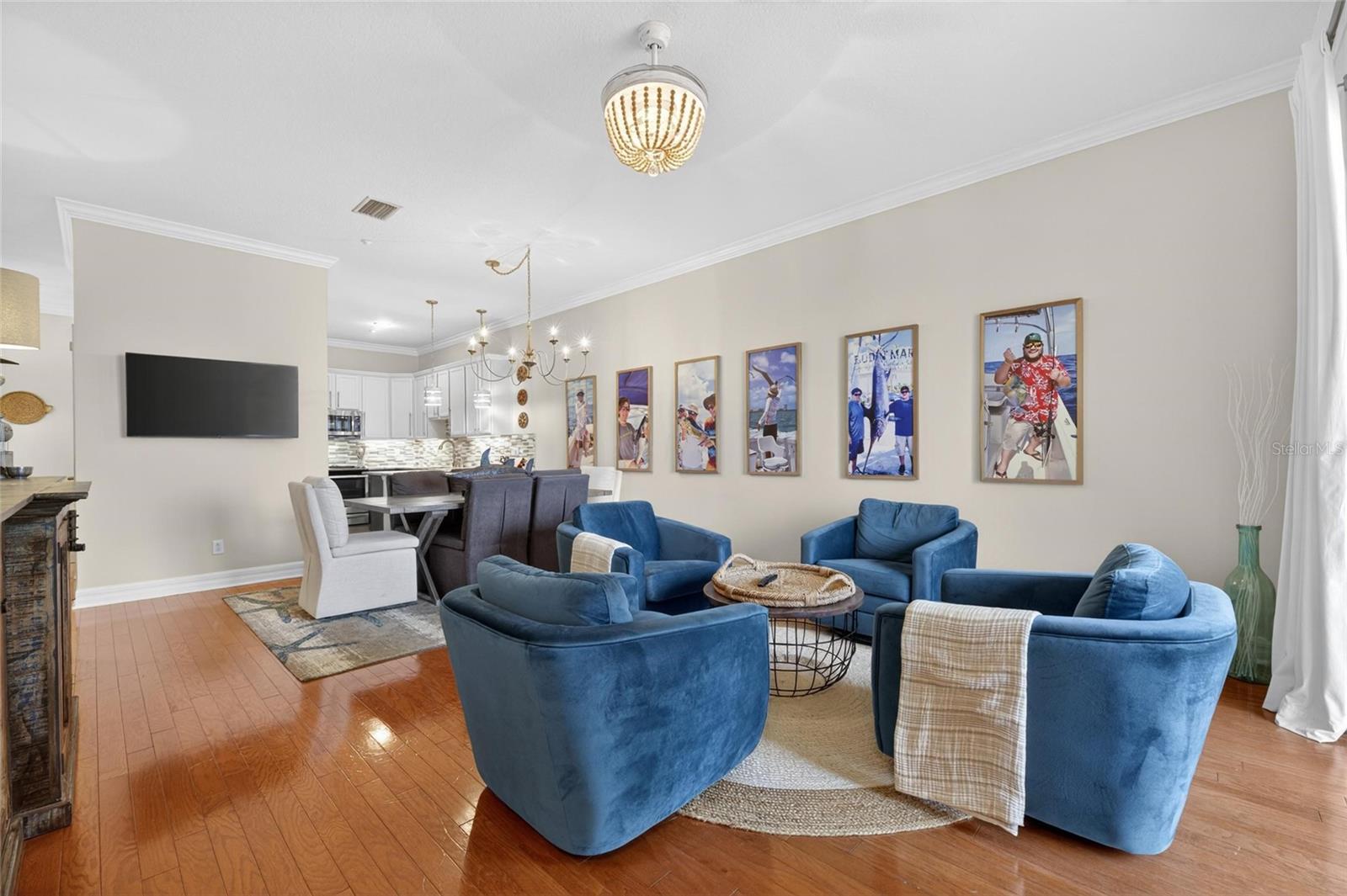 BRISA DEL MAR TWNHMS - Residential