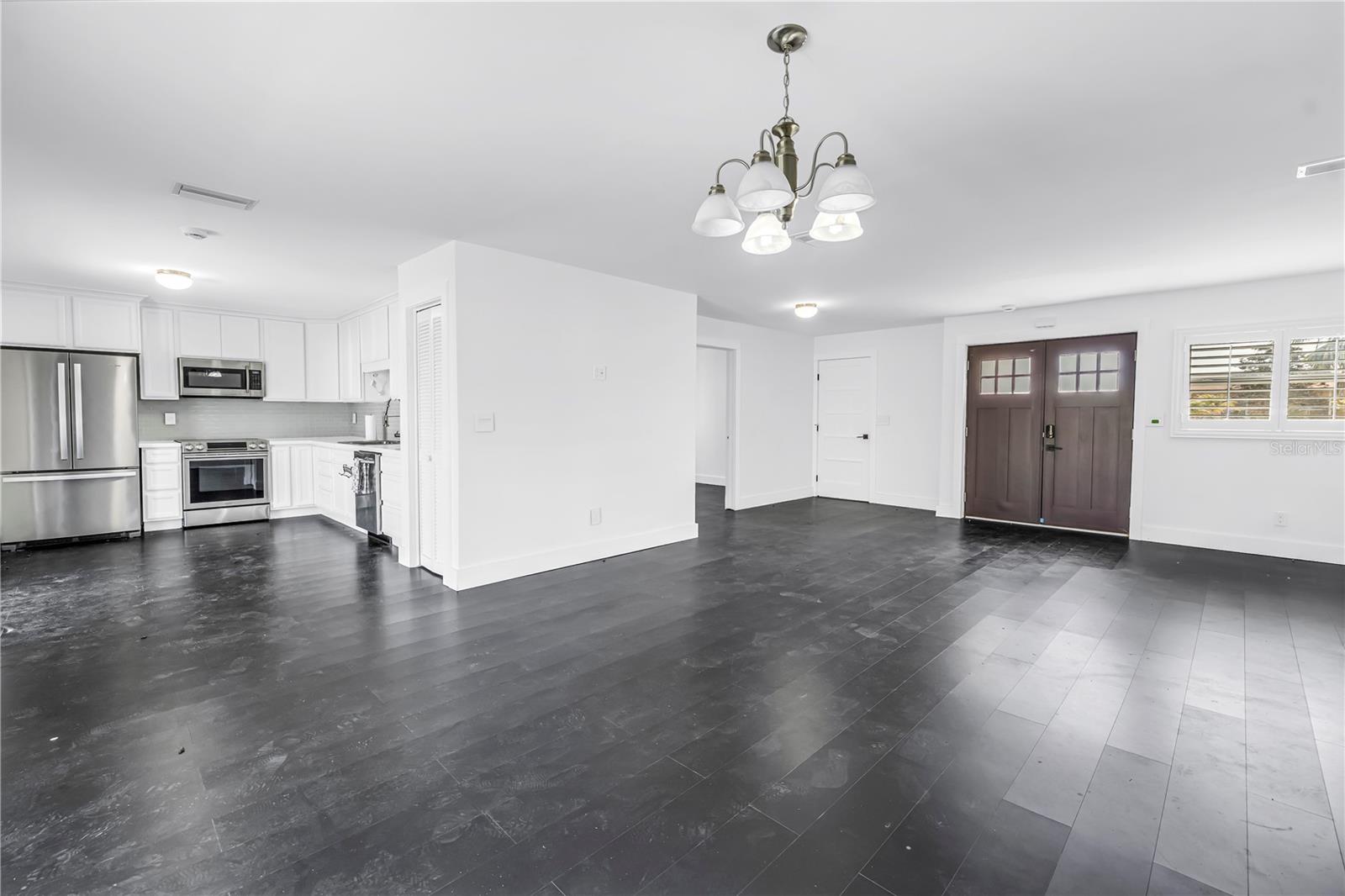 COUNTRYSIDE TR 6 REP - Residential Lease