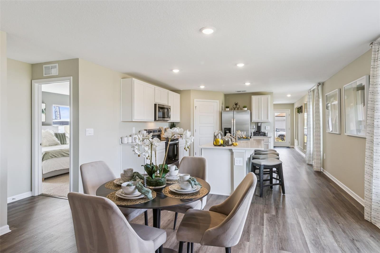 HAWTHORNE RANCH - Residential
