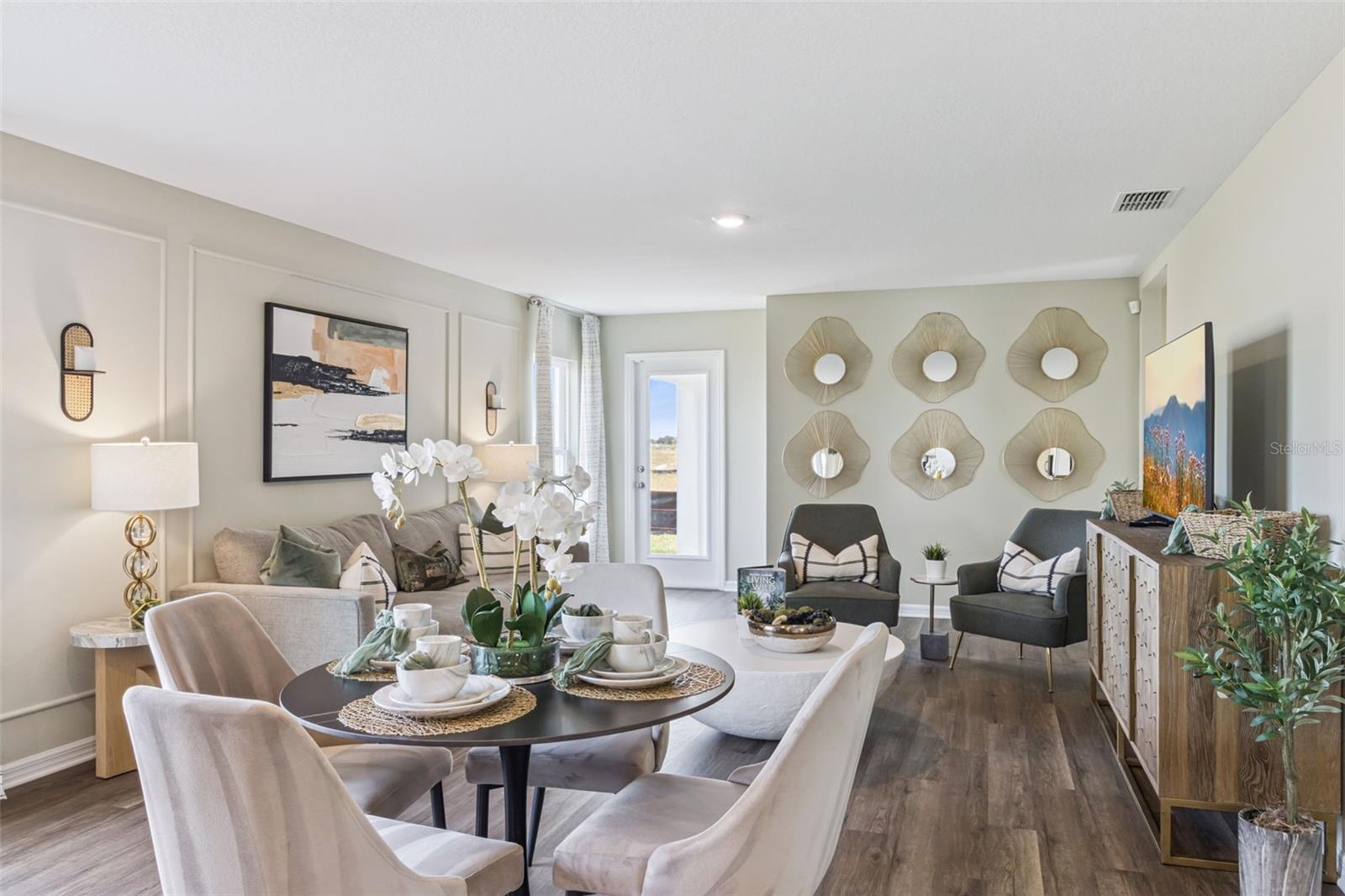 HAWTHORNE RANCH - Residential