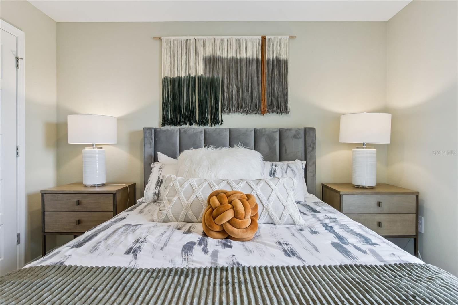 HAWTHORNE RANCH - Residential