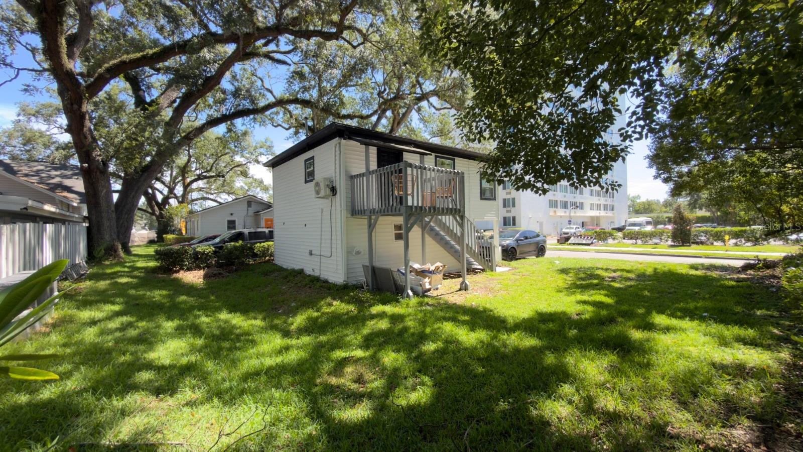 EAST VIEW PARK - Commercial Sale